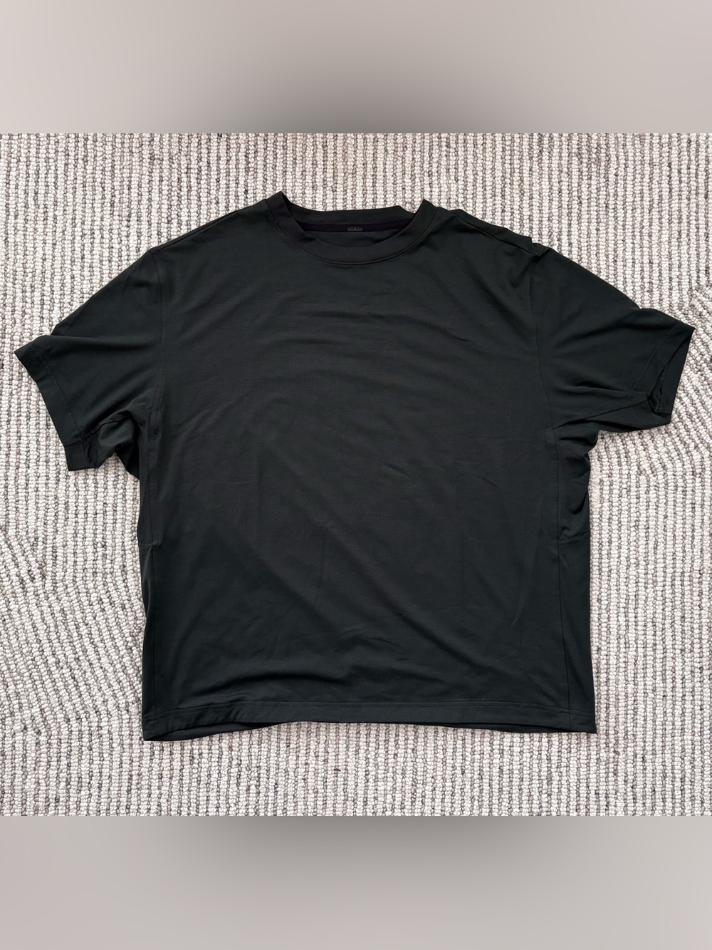 Lululemon T-shirt